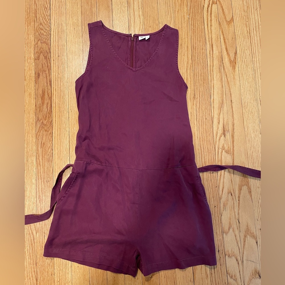 10 Tree Drop Waist Maroon Tank Top Romper with Tie Waist - Size L